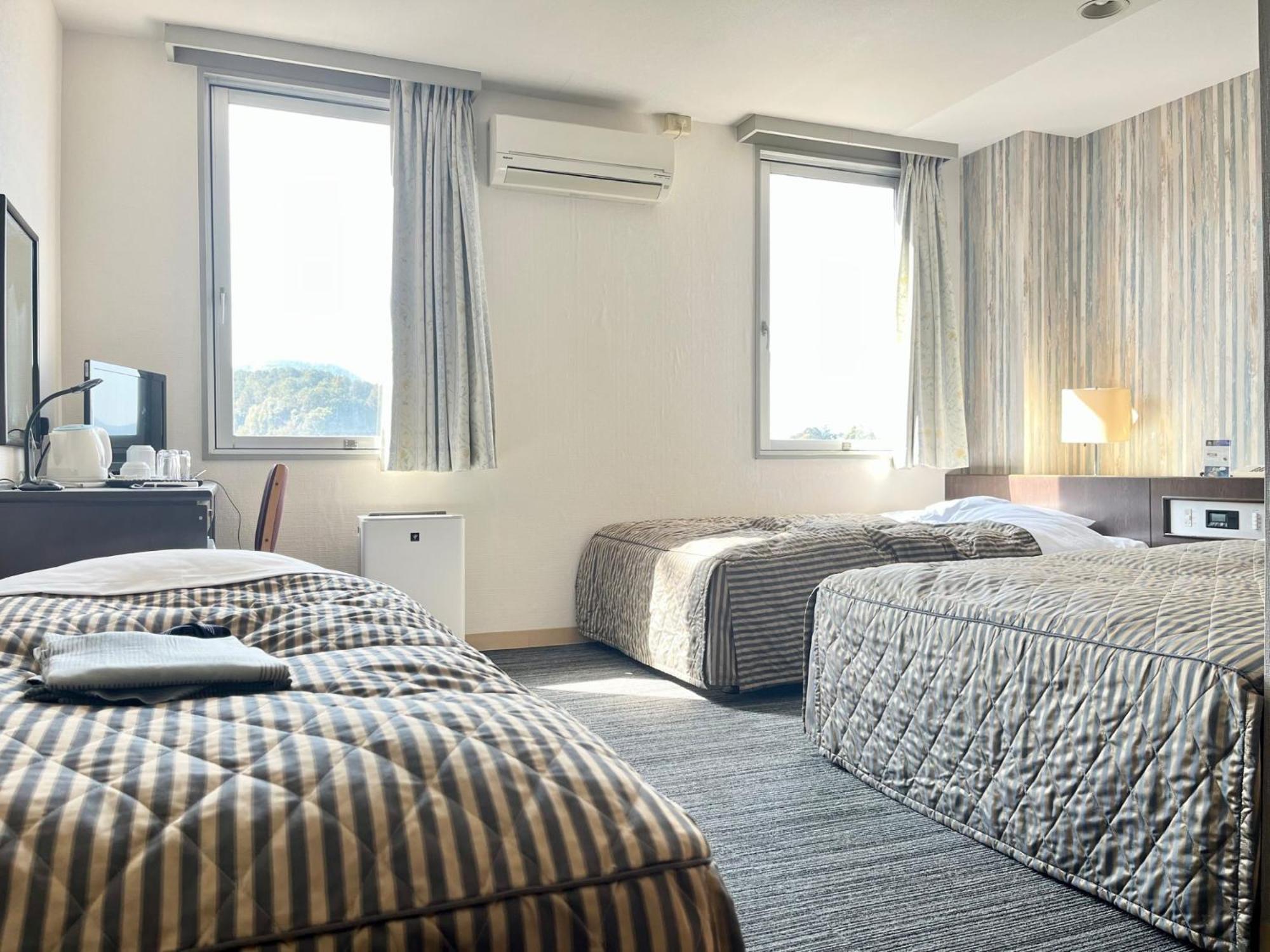 Nakamura Daiichi Hotel Шиманто Екстериор снимка